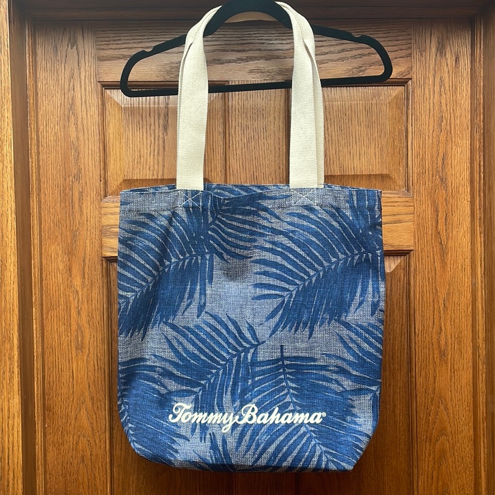 Tommy Bahama cloth carry bag, new